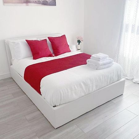 Agyeman Property Олдершот Екстер'єр фото